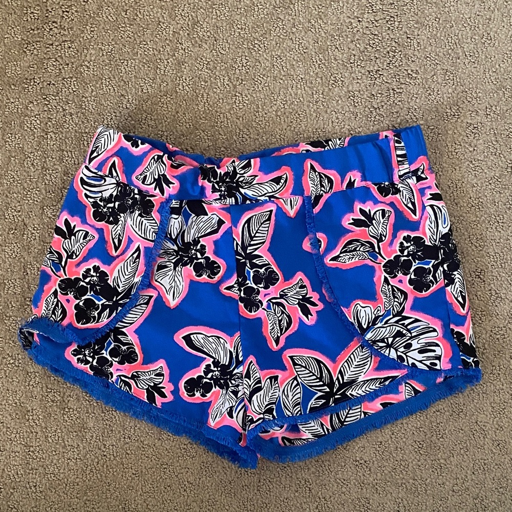 Girls Medium Pattern Shorts